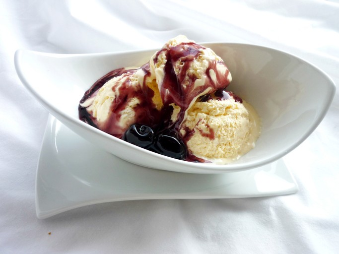 Ecco il gelato all&amp;#39;amarena con la ricetta per il Bimby | Gustoblog