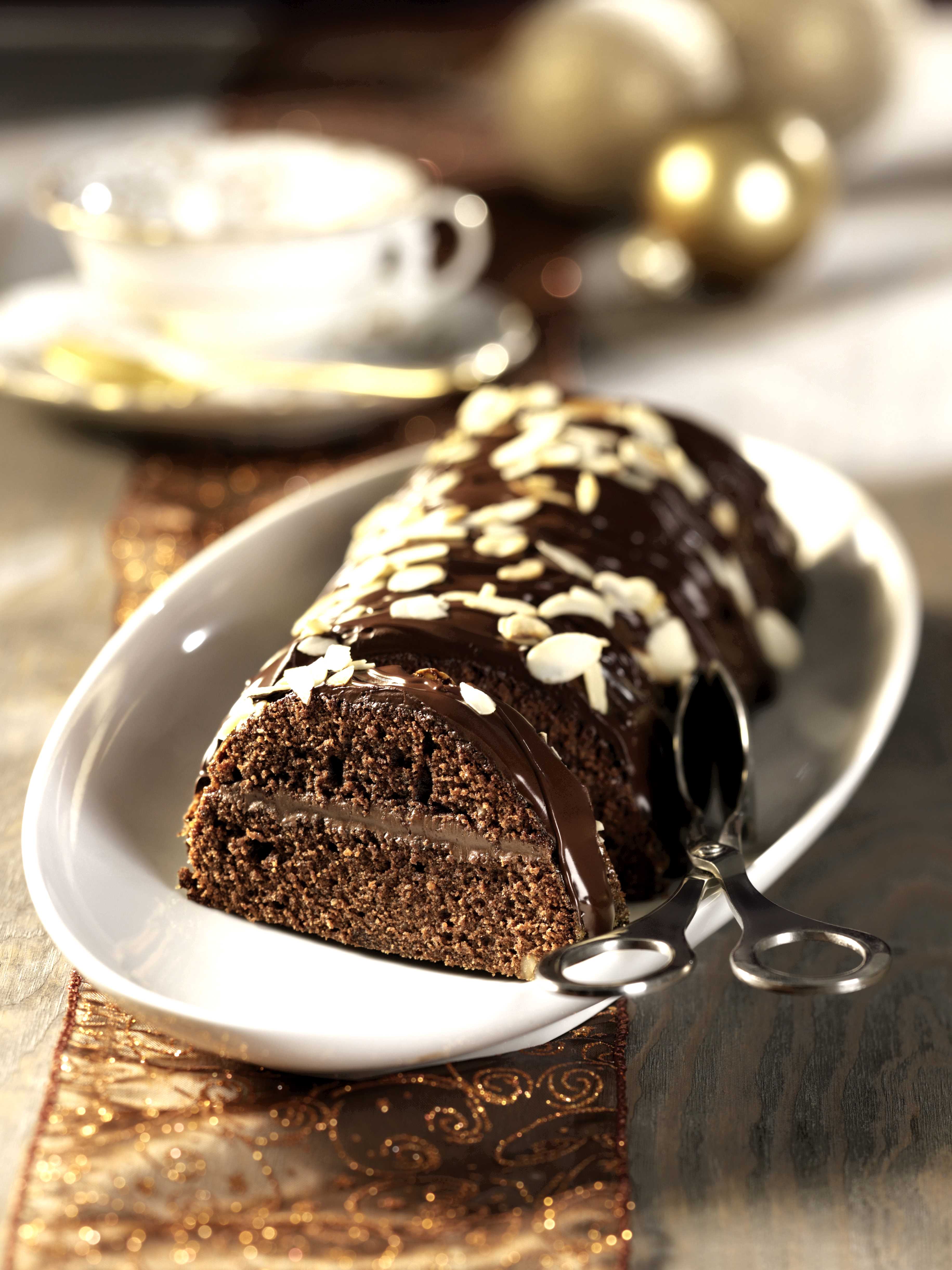 Dolci Di Natale Con Bimby.Ricetta Torta Di Noci Con Ripieno Al Cioccolato Con Il Bimby Agrodolce